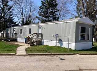 424 Cedar Rd, Bluffton, IN 46714