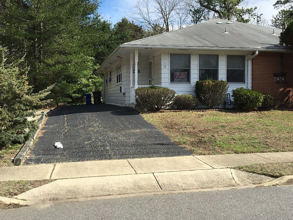 1st image of 53 Yellowstone Dr