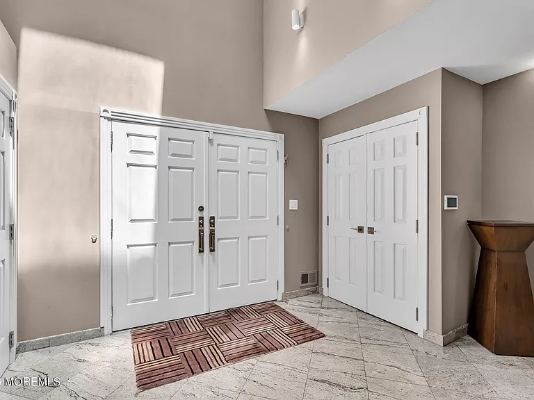15 Timber Ln — Photo 5