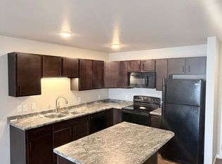 201 E Holmes St #203, Detroit Lakes, MN 56501
