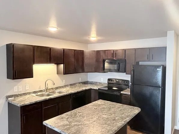 201 E Holmes St #203, Detroit Lakes, MN 56501