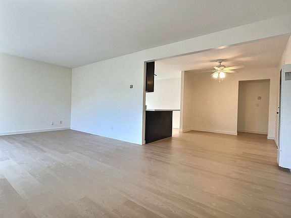 5th image of 1840 Mesita Way