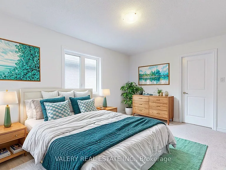 223 Ridley Cres — Photo 13