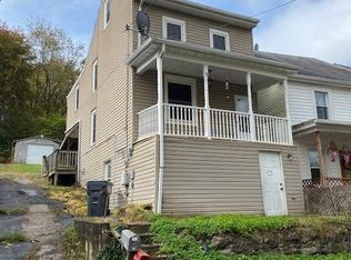 546 Dowdentown Rd, Pottsville, PA 17901