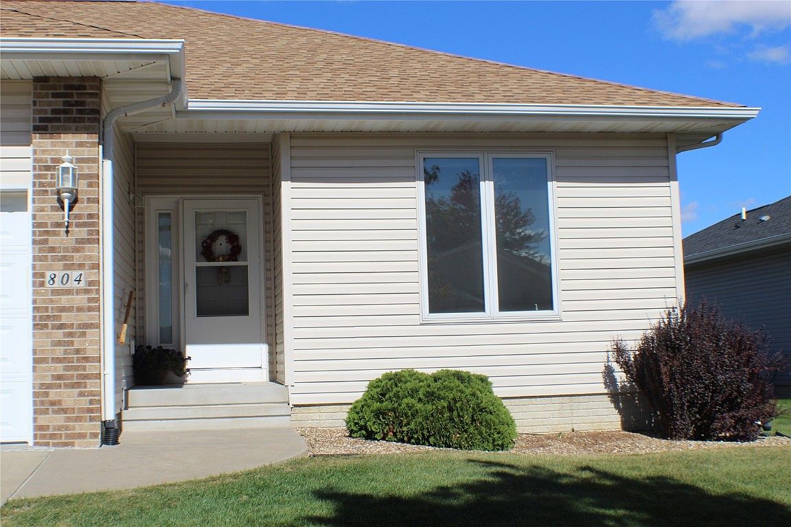 804 Dorchester Pl NE, Cedar Rapids, IA 52402 Zillow