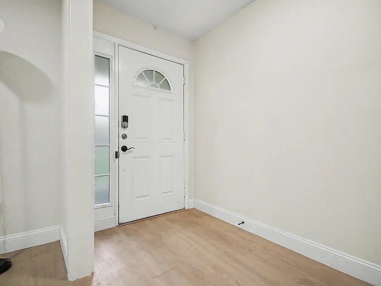 9323 Meadowbriar Ln — Photo 6