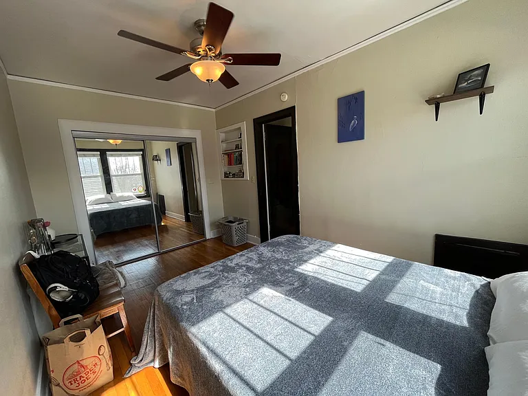 2517 Bryant Ave S #304 — Photo 11