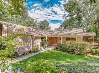 75 S Black Oak Dr, Asheville, NC 28804