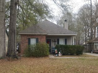 10732 Sugar Pine Dr, Greenwell Springs, LA 70739