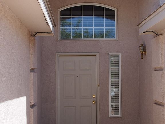 3rd image of 8604 Casa Verde Ave NW
