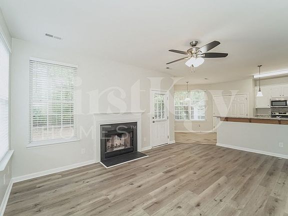 4th image of 6412 Spanish Moss Ln