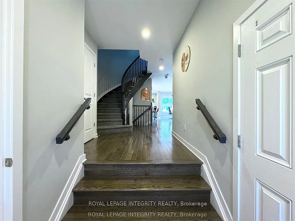 3 bed, $3,000 — Photo 4