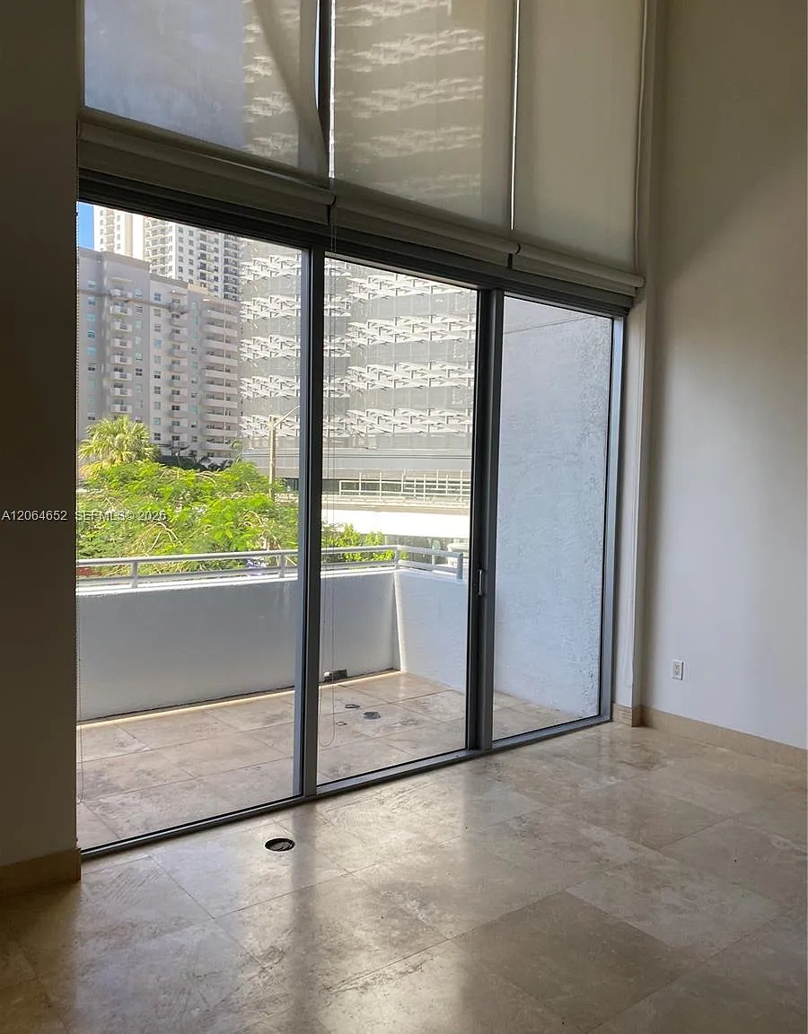 1060 Brickell Condo — Photo 4