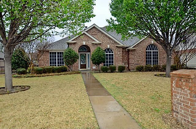 1st image of 901 Saint Eric Dr
