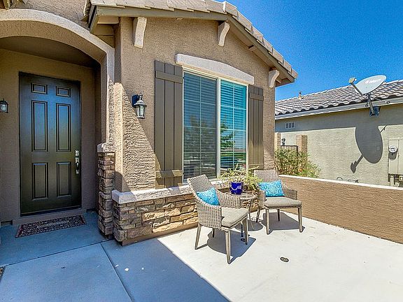 4th image of 17439 W Eagle Ct