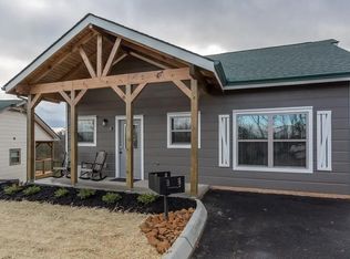 858 Osprey Way, Pigeon Forge, TN 37863