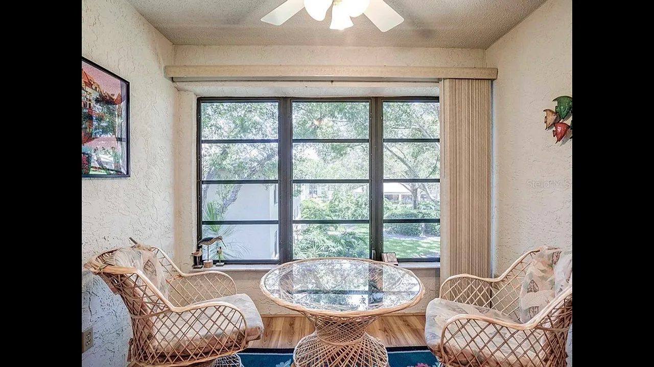 2 bed, 1000 sqft, $1,800 — Photo 2
