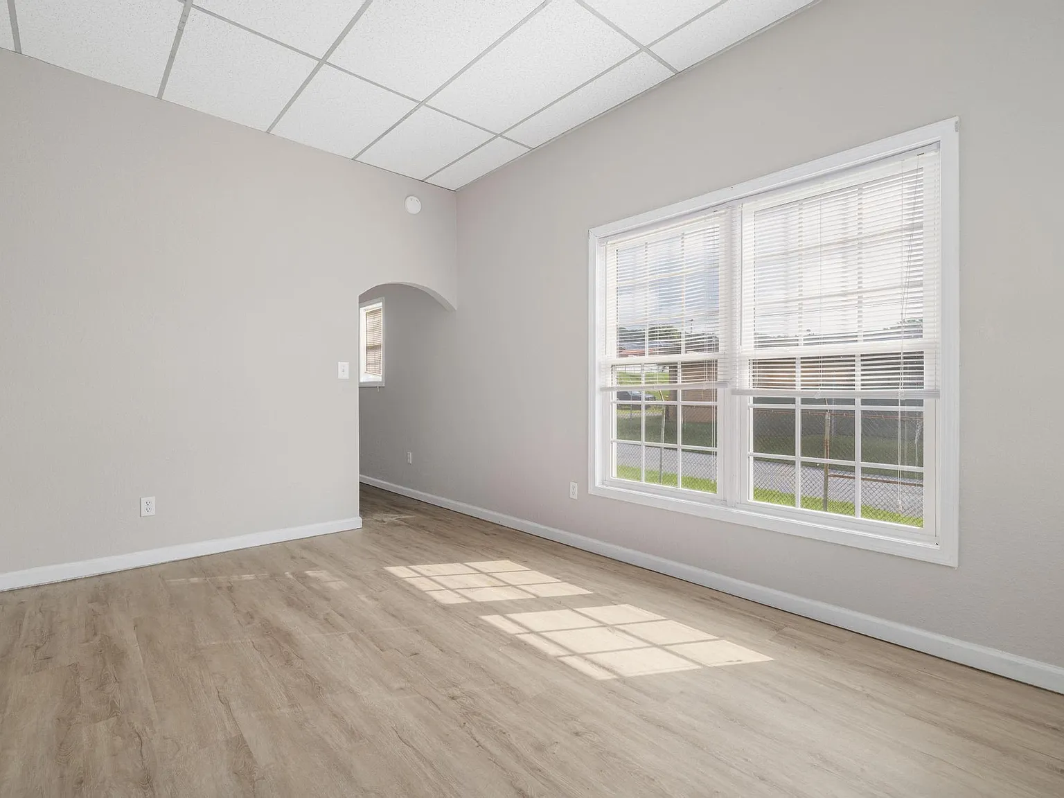 2908 Bloomingdale Road - 1 — Photo 1