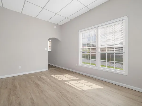 2908 Bloomingdale Rd #1, Kingsport, TN 37660
