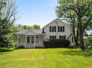 512 Crackel Rd, Aurora, OH 44202
