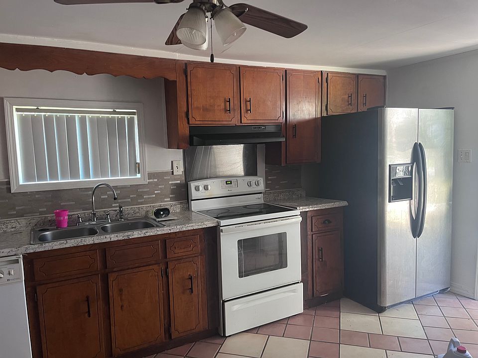 1st image of 3332 Marcus Dr