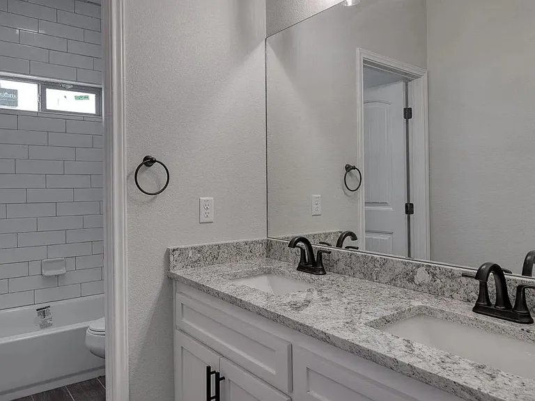 423 Pitaya Ln — Photo 5