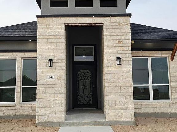 3rd image of 141 Estates Dr