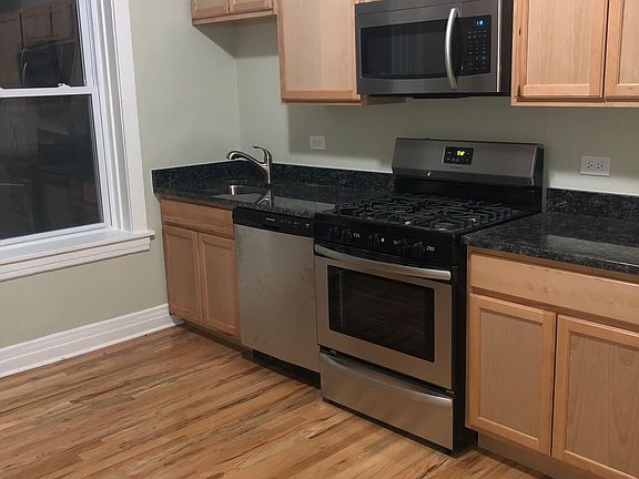 2nd image of 4201 W Hirsch St #1