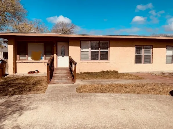 502 West Ave #A, Kingsville, TX 78363