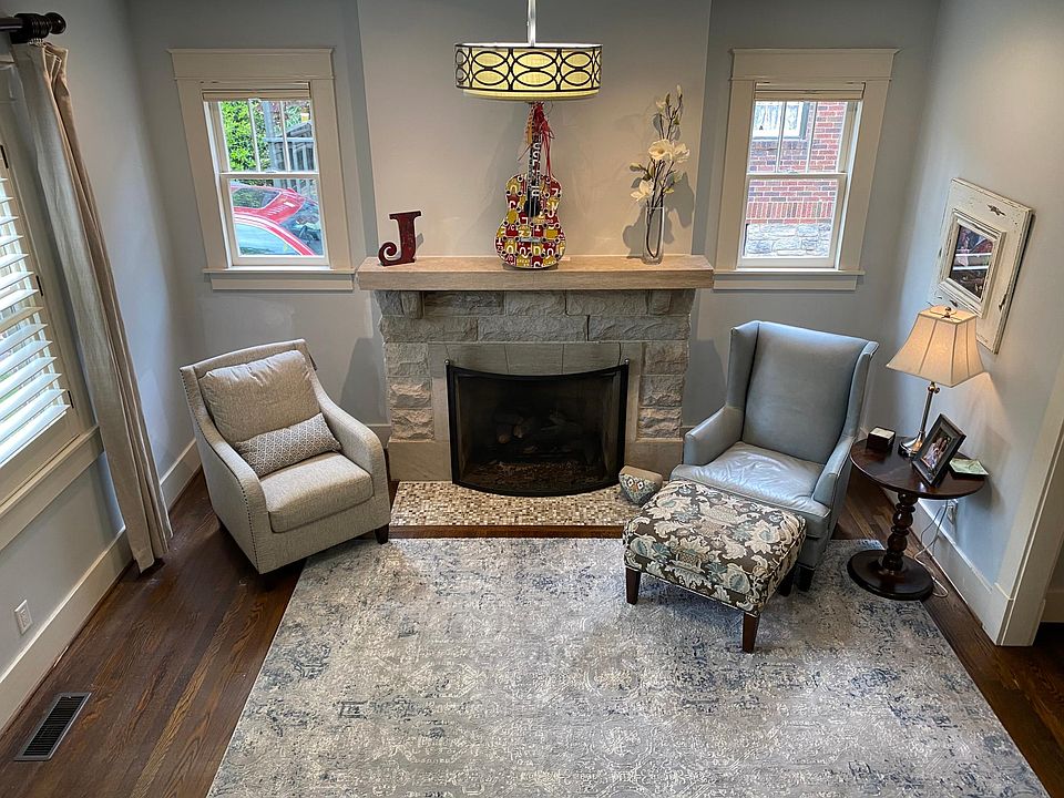 Living room off front entry.