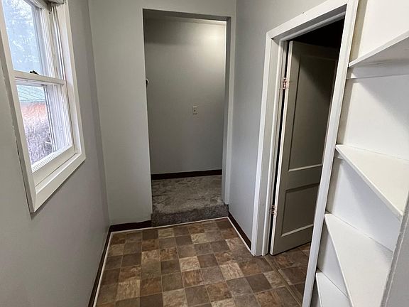 5th image of 157 E Sanborn St #2