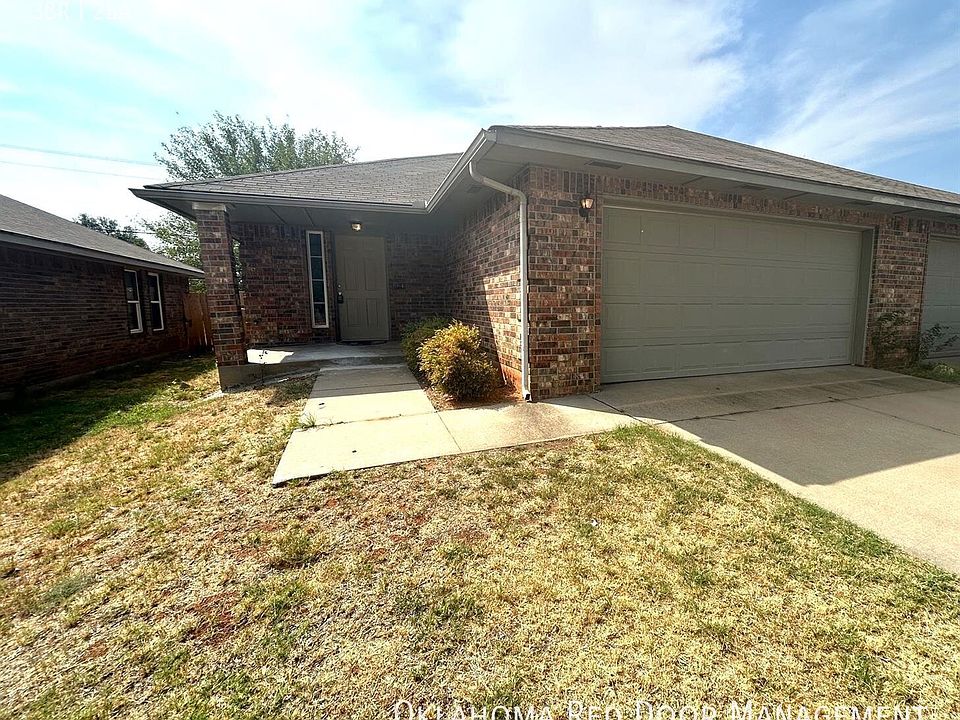 1st image of 11816 SW 15th Way