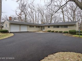 622 Timber Ln, Lake Forest, IL 60045