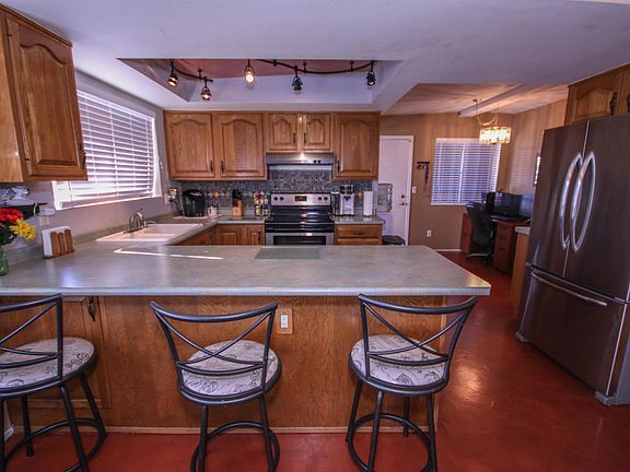 4th image of 9915 E Lurlene Dr