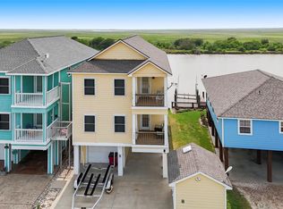 1994 Fm 2031, Matagorda, TX 77457