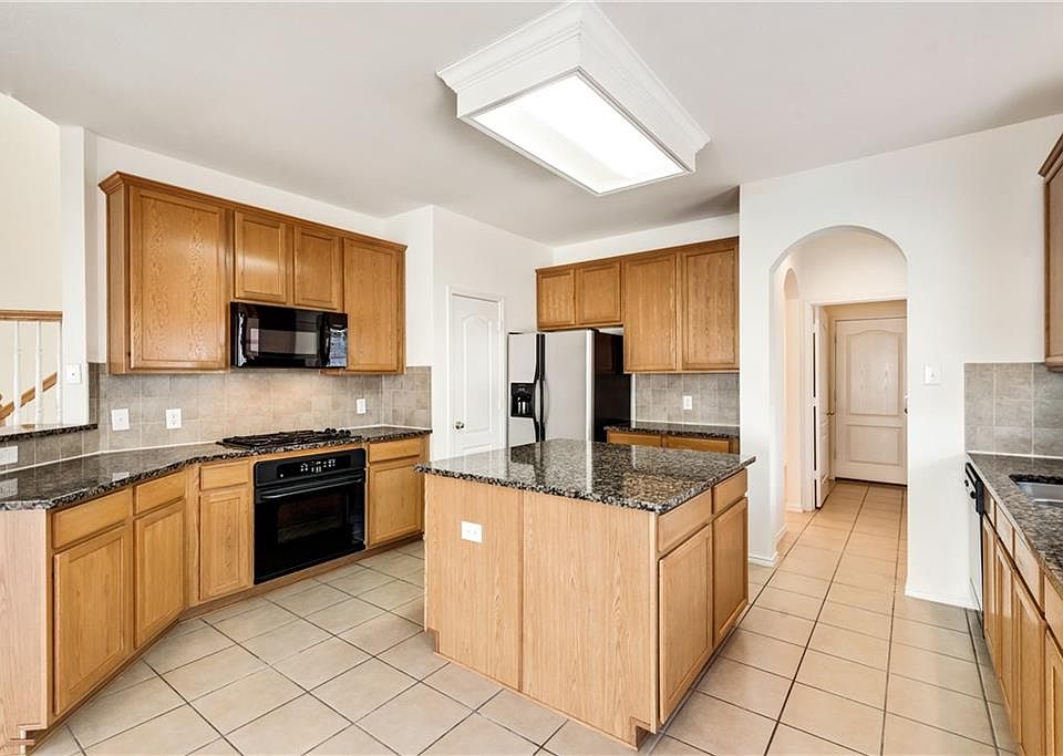 1st image of 7007 N Serrano