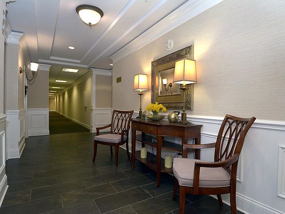 5th image of 44 N Vail Ave APT 412