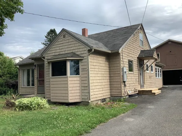 1353 Main Street, Washburn, ME 04786