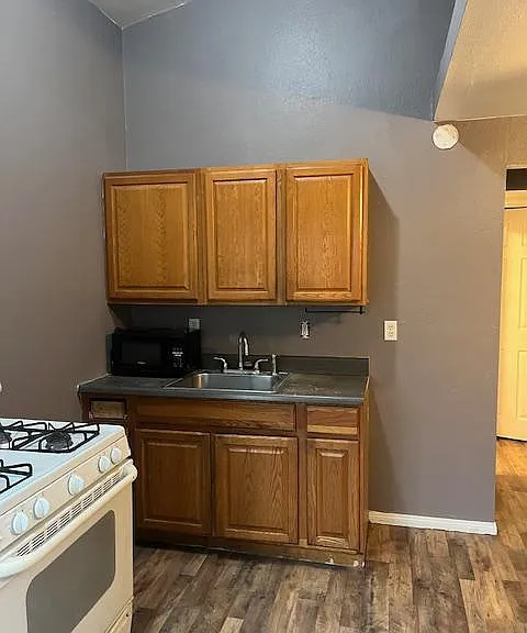 23998 Straight Way Rd #7E — Photo 2