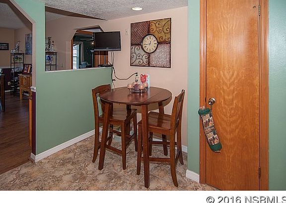 5th image of 3110 Silver Palm Dr
