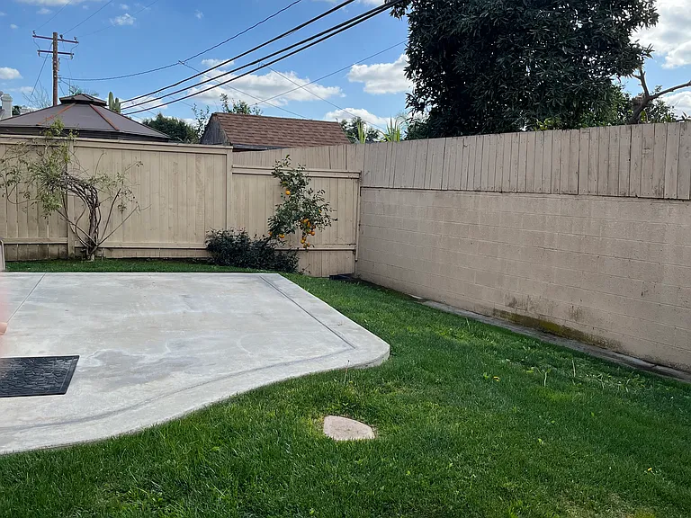 8320 Telegraph Rd — Photo 13