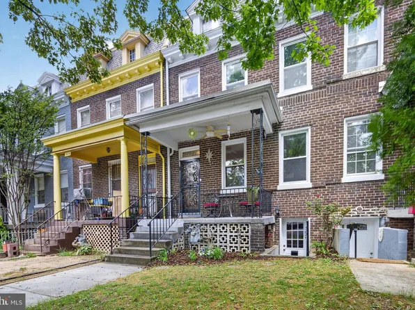 527 Shepherd St NW, Washington, DC 20011