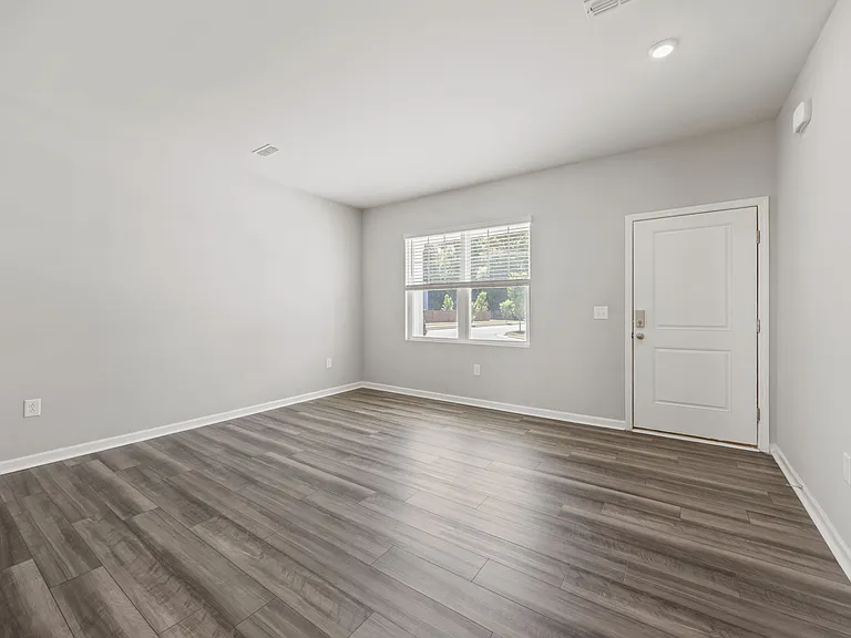 Entrance Guest Room