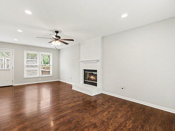 5th image of 4125 Lodge Allen Ct
