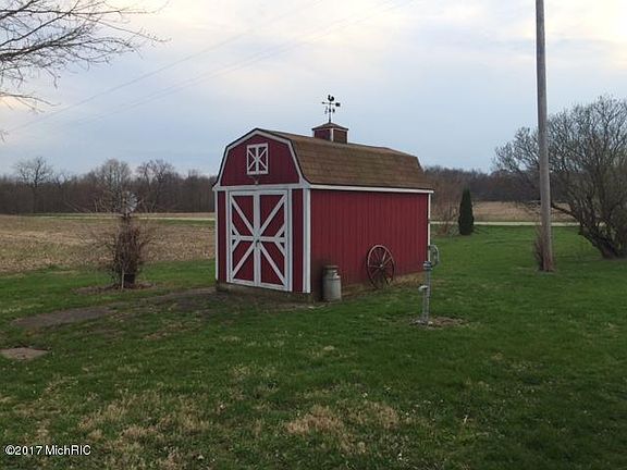 3rd image of 69495 County Road 681