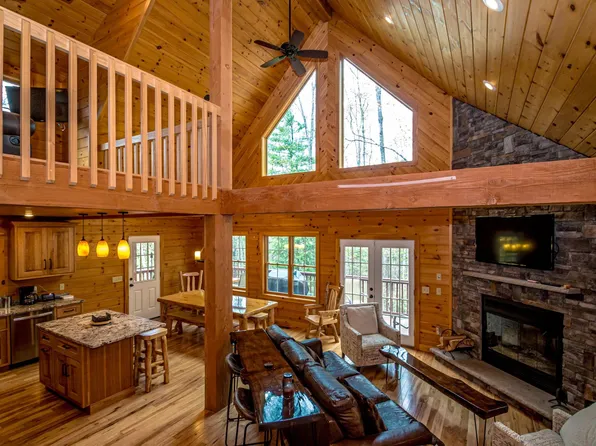 28 Juniper Way, Jackson, NH 03846