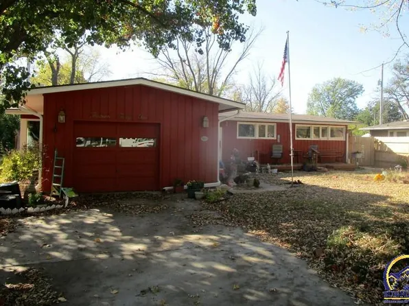1331 SW Caledon St, Topeka, KS 66611