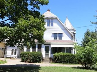 140 Oak St, Springfield, MA 01151