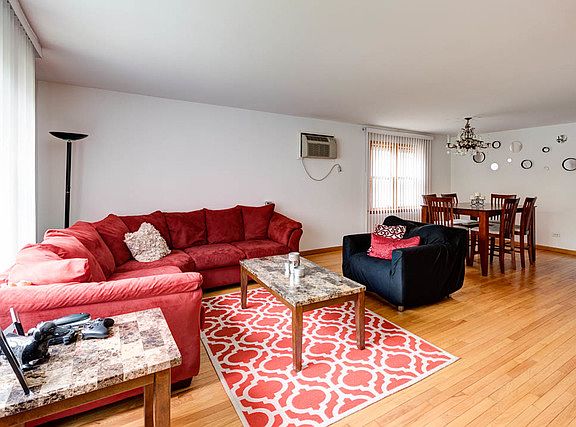3rd image of 6206 W Lawrence Ave