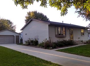 5111 20th Avenue Ln NW, Rochester, MN 55901